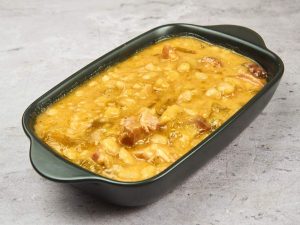 Пасуљ са свињским месом